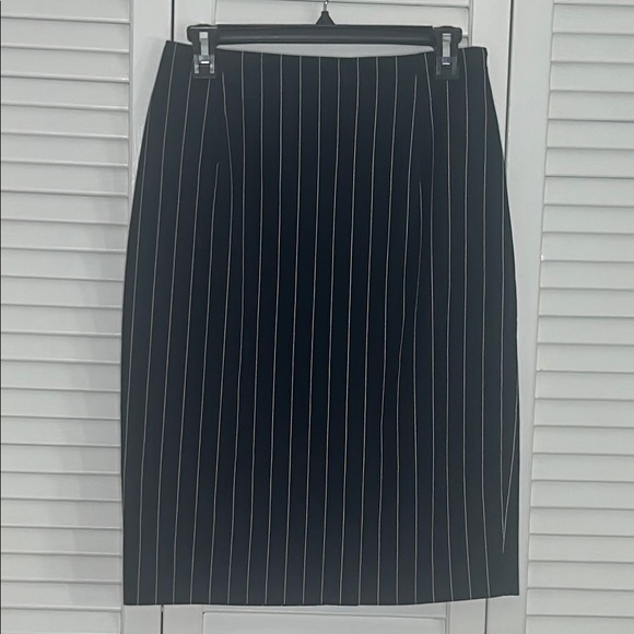 Lauren Ralph Lauren Dresses & Skirts - Lauren Ralph Lauren cotton skirt black pinstripe pencil size 4 business work